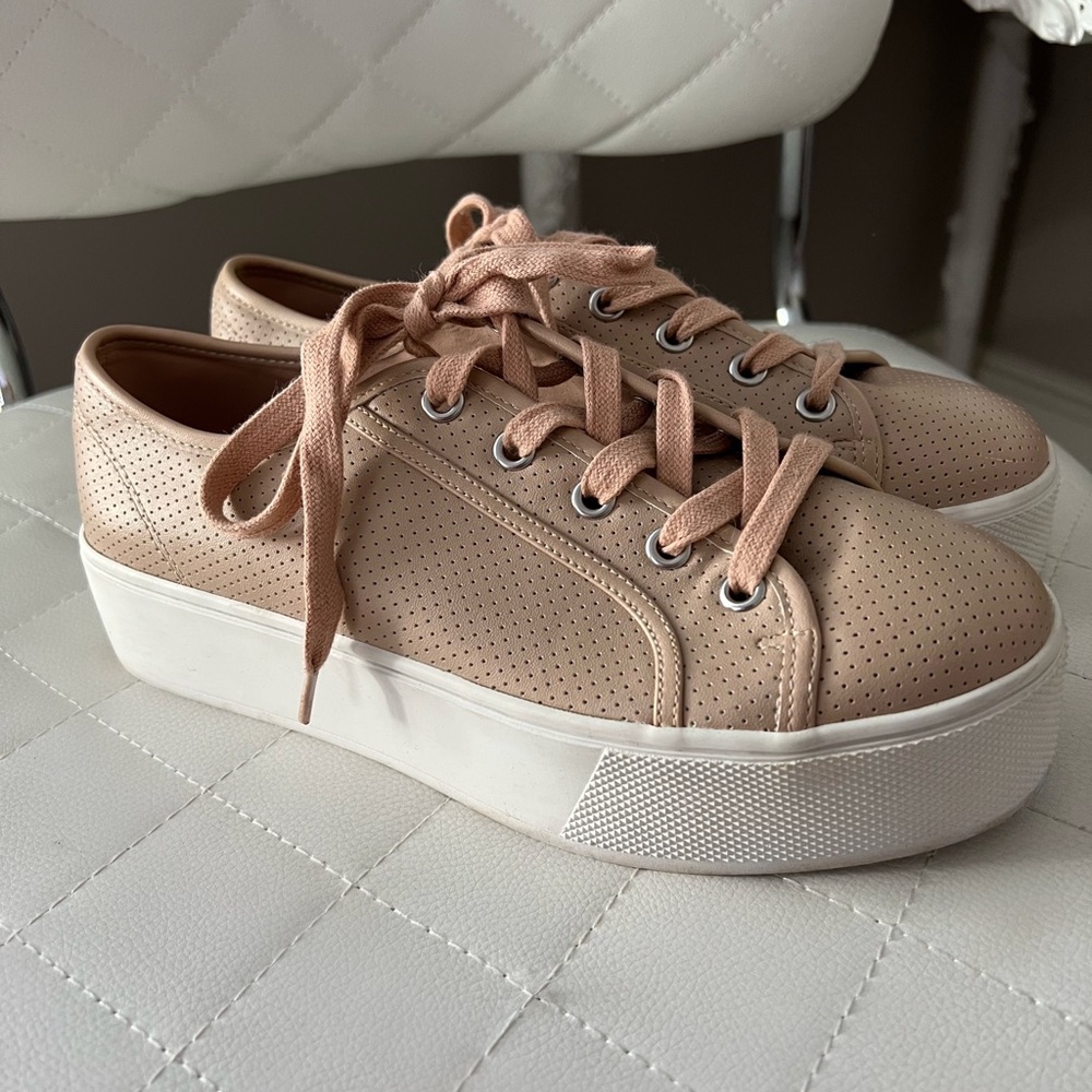 steve madden blush wedges